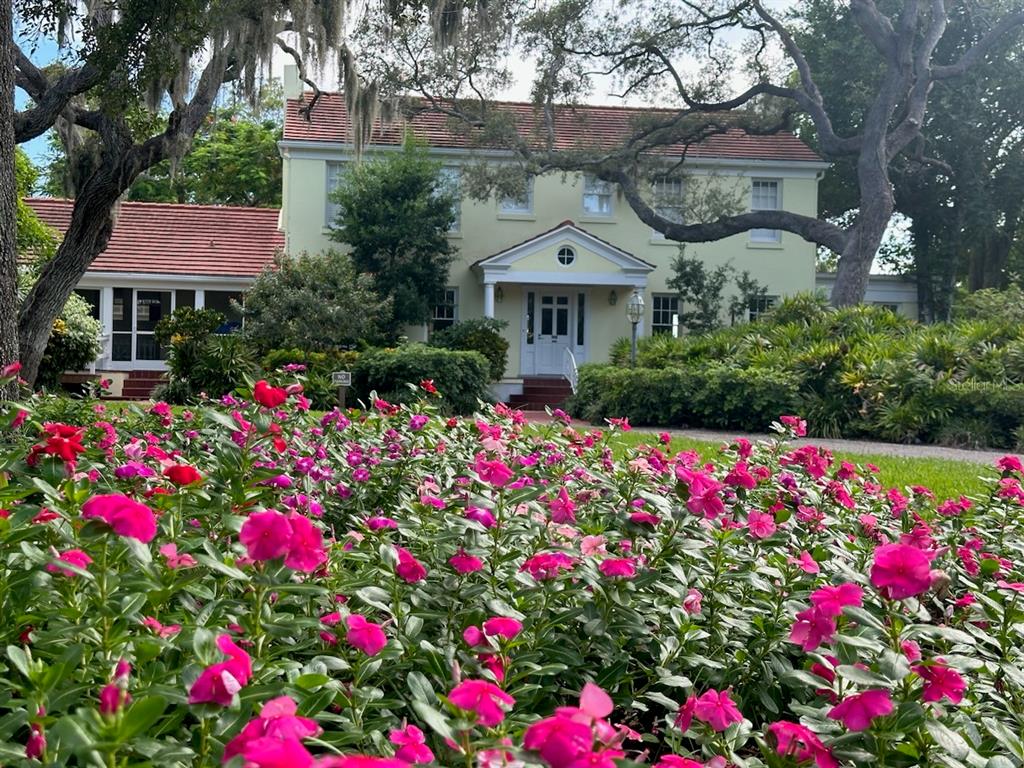 1711 Pelican Cove Road, Unit 443 Sarasota, FL 34231 - Photo 28 of 37