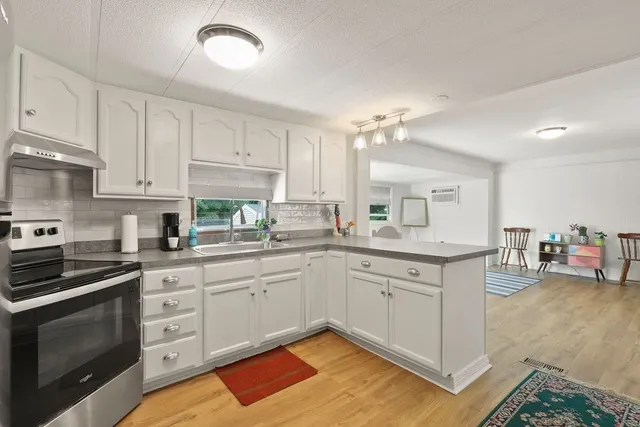 $175,000 | 4 Siesta Drive, Wareham, MA 02576