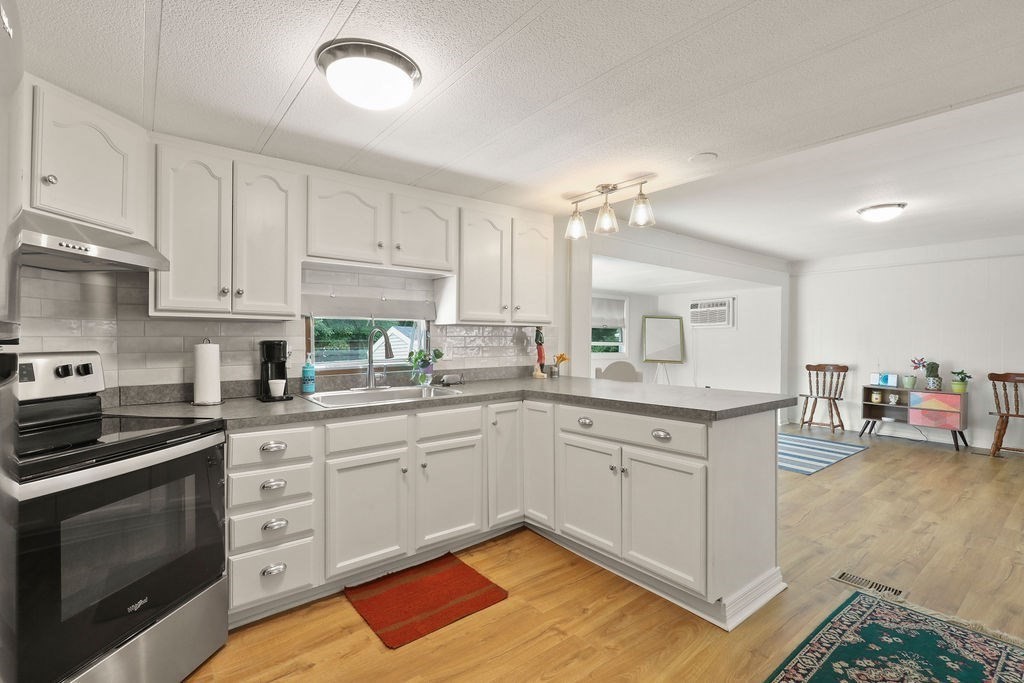 4 Siesta Drive Wareham, MA 02576 - Photo 11 of 28