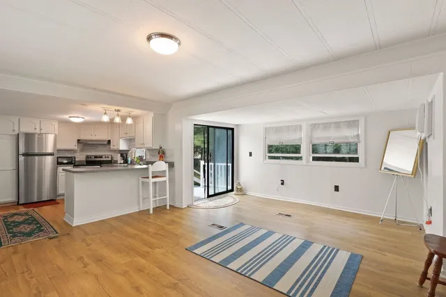 $175,000 | 4 Siesta Drive, Wareham, MA 02576