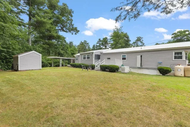 $175,000 | 4 Siesta Drive, Wareham, MA 02576