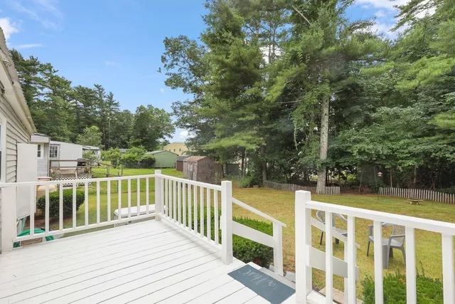 $175,000 | 4 Siesta Drive, Wareham, MA 02576