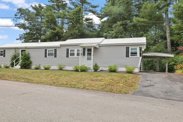 $175,000 | 4 Siesta Drive, Wareham, MA 02576