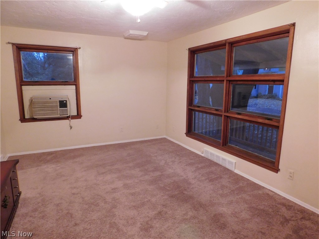 36777 Center Ridge Road North Ridgeville, OH 44039 - Photo 24 of 35 Ranch Living Room