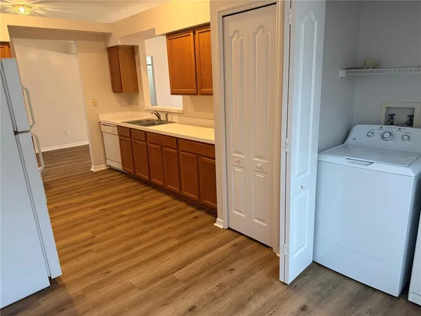 $2,395 | 9307 Huntington Park Way, Tampa, FL 33647