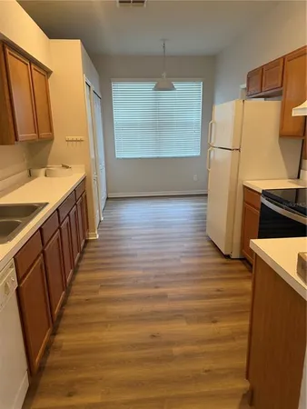 $2,395 | 9307 Huntington Park Way, Tampa, FL 33647