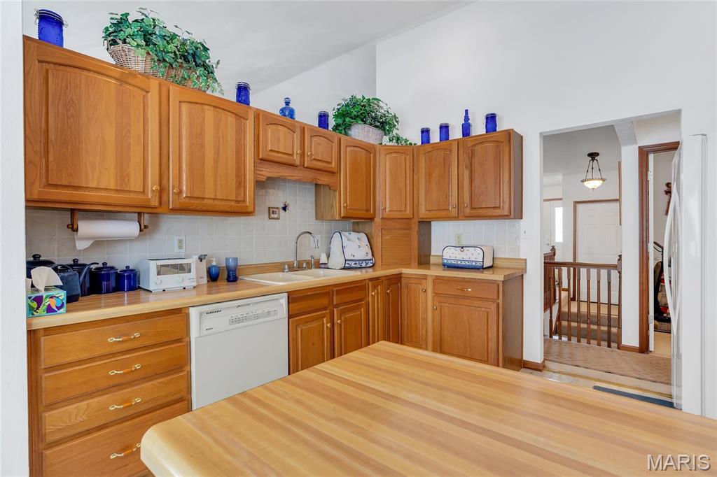 102 Eagle Court Waterloo, IL 62298 - Photo 12 of 44