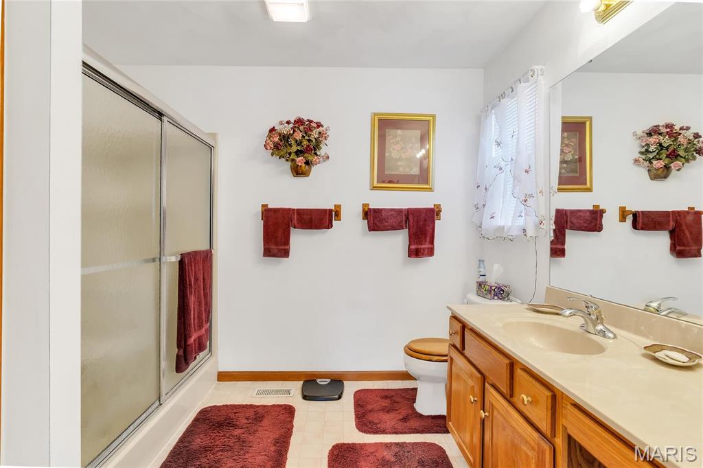 102 Eagle Court Waterloo, IL 62298 - Photo 17 of 44