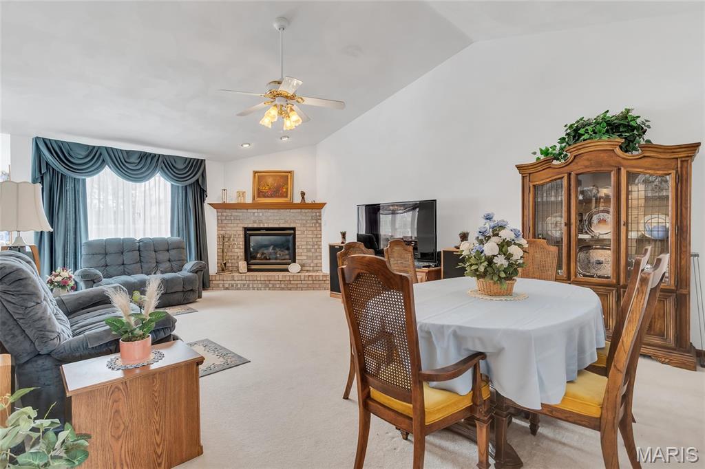 102 Eagle Court Waterloo, IL 62298 - Photo 4 of 44