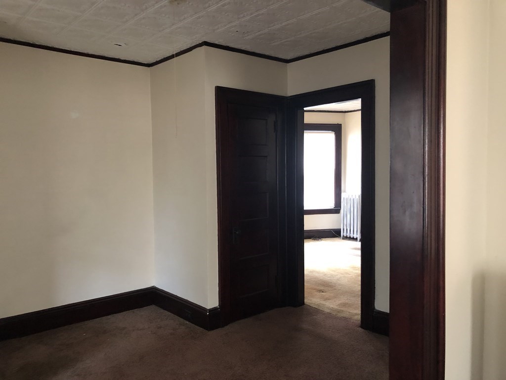 88 Oak Grove Avenue Springfield, MA 01109 - Photo 15 of 26