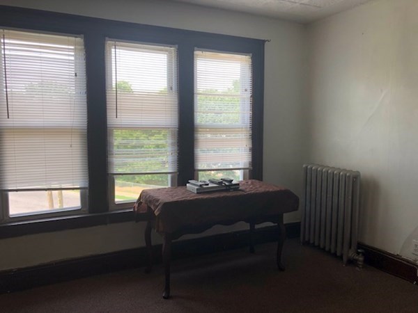 88 Oak Grove Avenue Springfield, MA 01109 - Photo 20 of 26