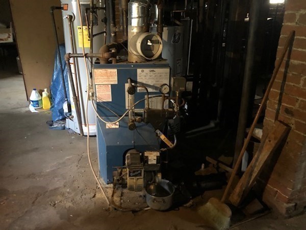 88 Oak Grove Avenue Springfield, MA 01109 - Photo 25 of 26