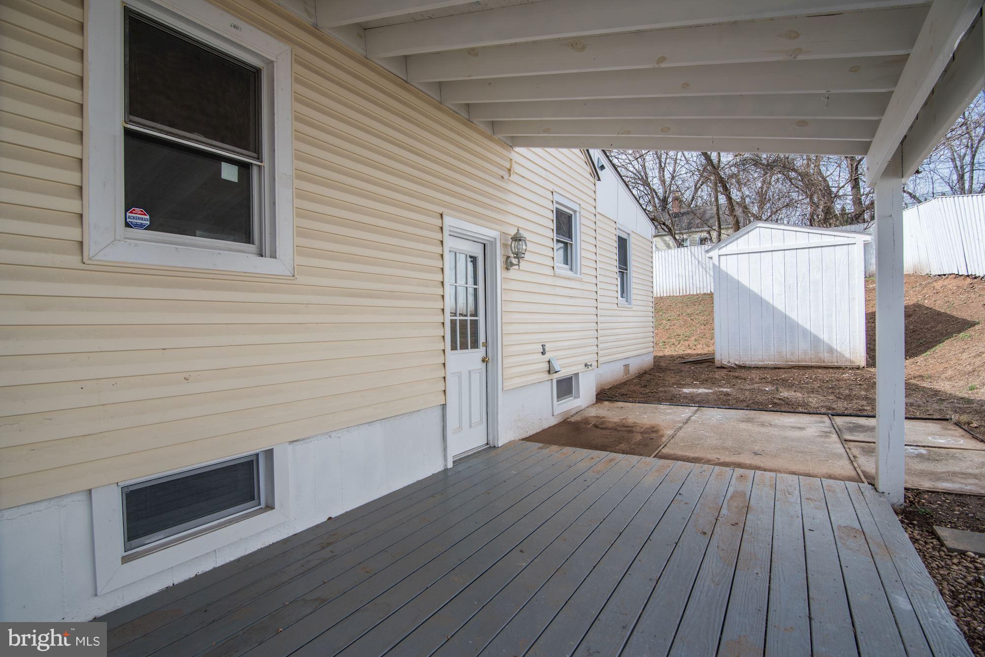 4303 Ivy Glen Road Silver Spring, MD 20906 - Photo 28 of 30 a view of a backyard of a house