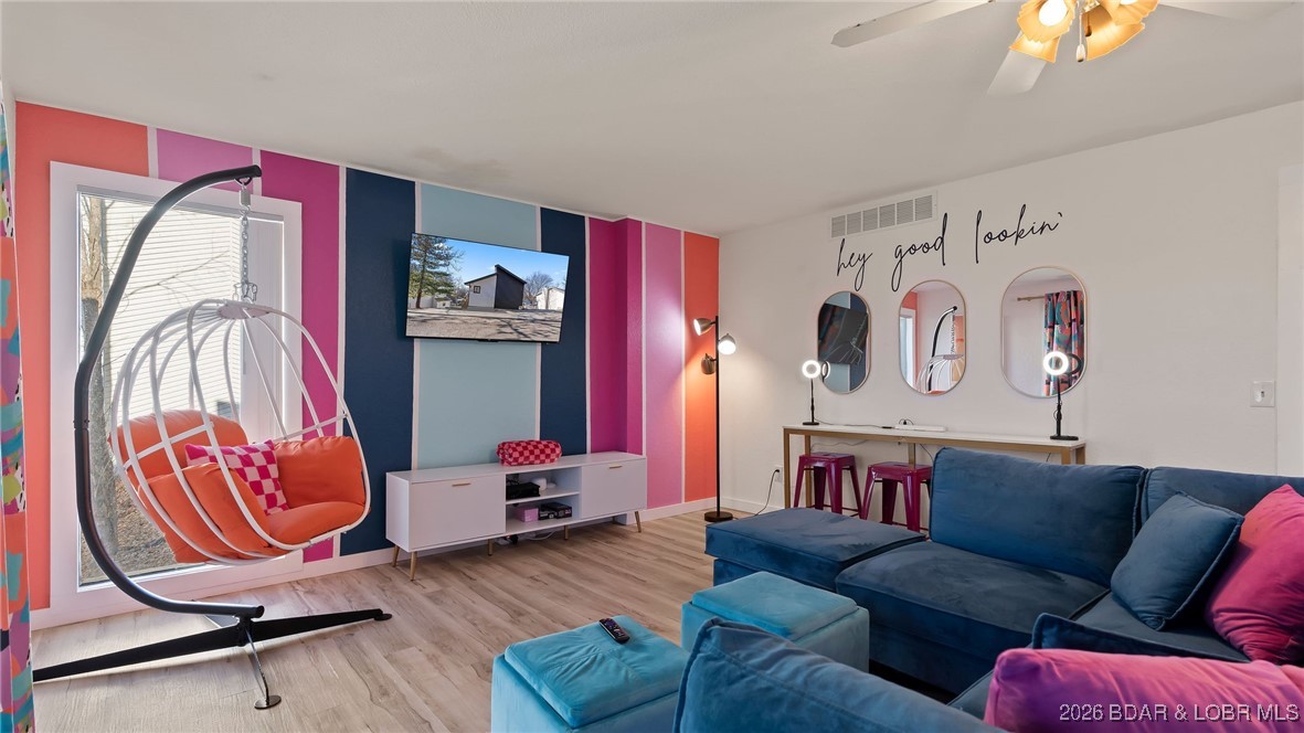 39 Bayview Cove Road Lake Ozark, MO 65049 - Photo 16 of 75 38 Bayview Cove Rd. Lake Ozark, MO, downstairs liv