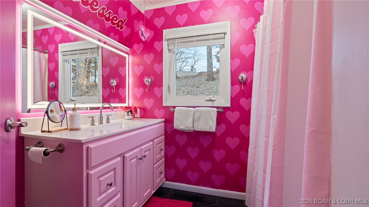 39 Bayview Cove Road Lake Ozark, MO 65049 - Photo 31 of 75 18 Abby Rd. Lake Ozark, MO. Main level bathroom