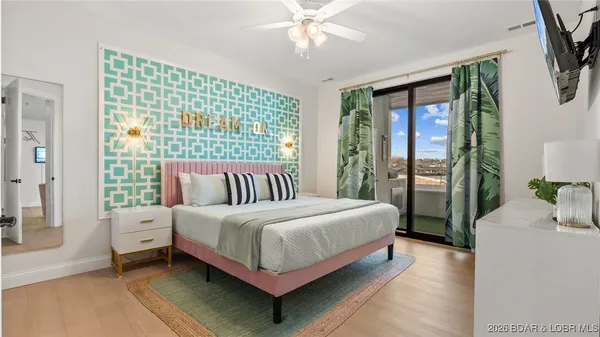 $2,250,000 | 39 Bayview Cove Road, Lake Ozark, MO 65049