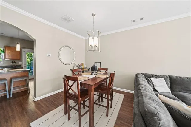 $277,500 | 2064 Del Lago Circle, Unit 10, Kennesaw, GA 30152