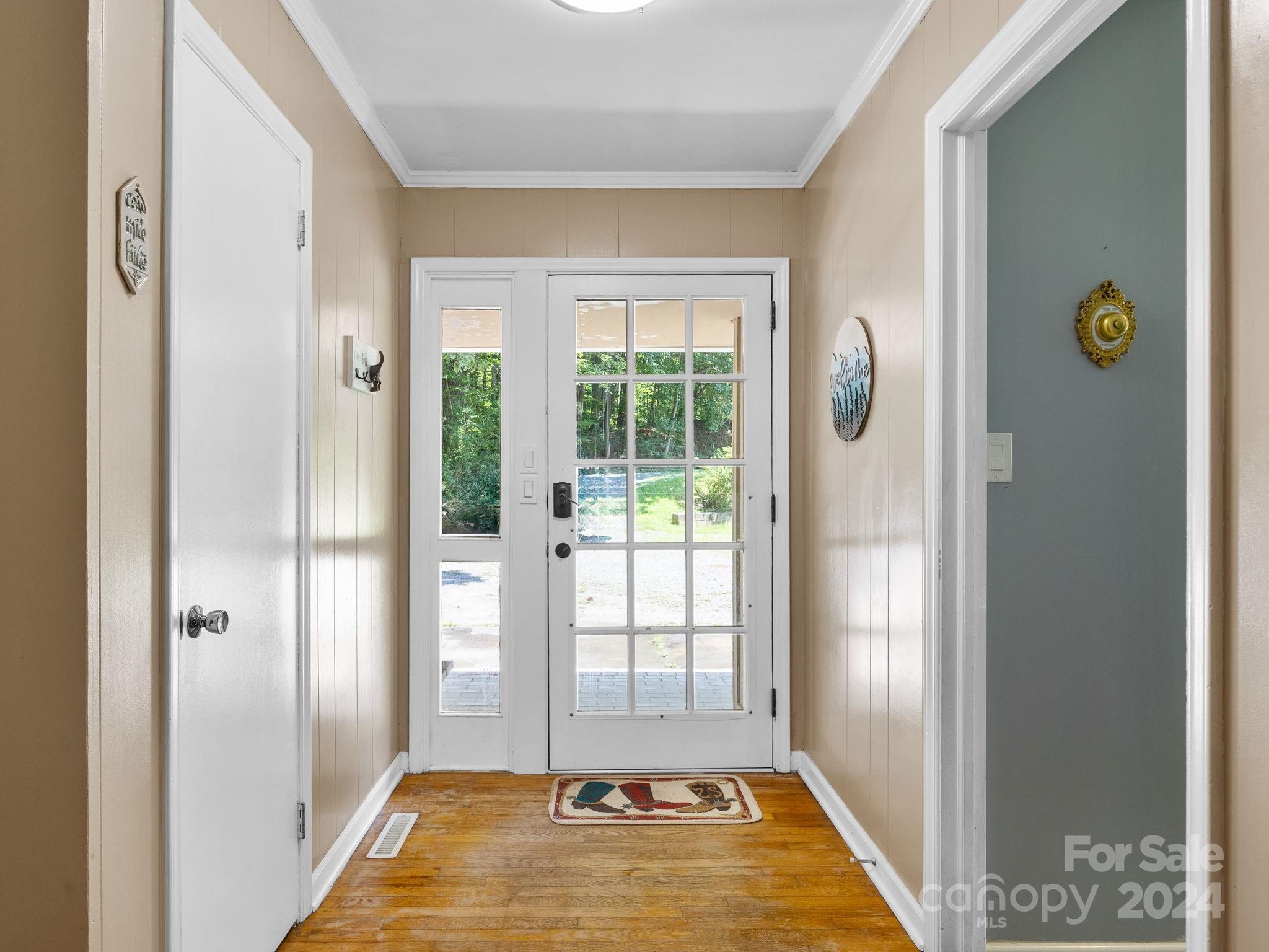 211 Ioka Hills Road Tryon, NC 28782 - Photo 6 of 30 Gallery Image 6