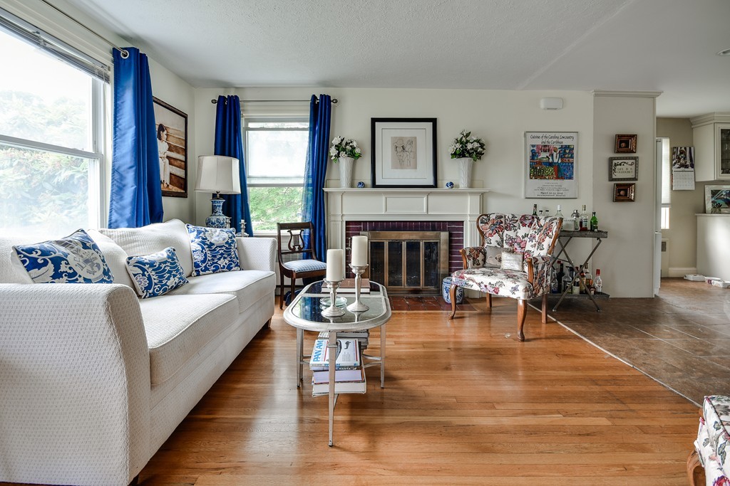 5 Harwood Road Natick, MA 01760 - Photo 4 of 16 Gallery Image 4