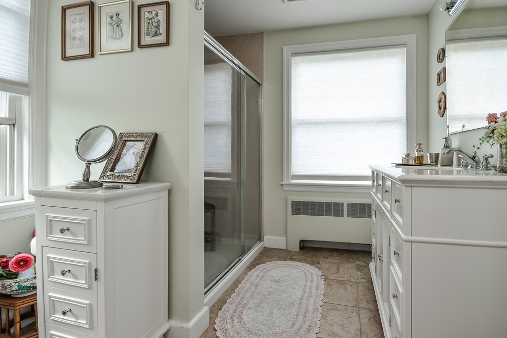 5 Harwood Road Natick, MA 01760 - Photo 9 of 16 Gallery Image 9