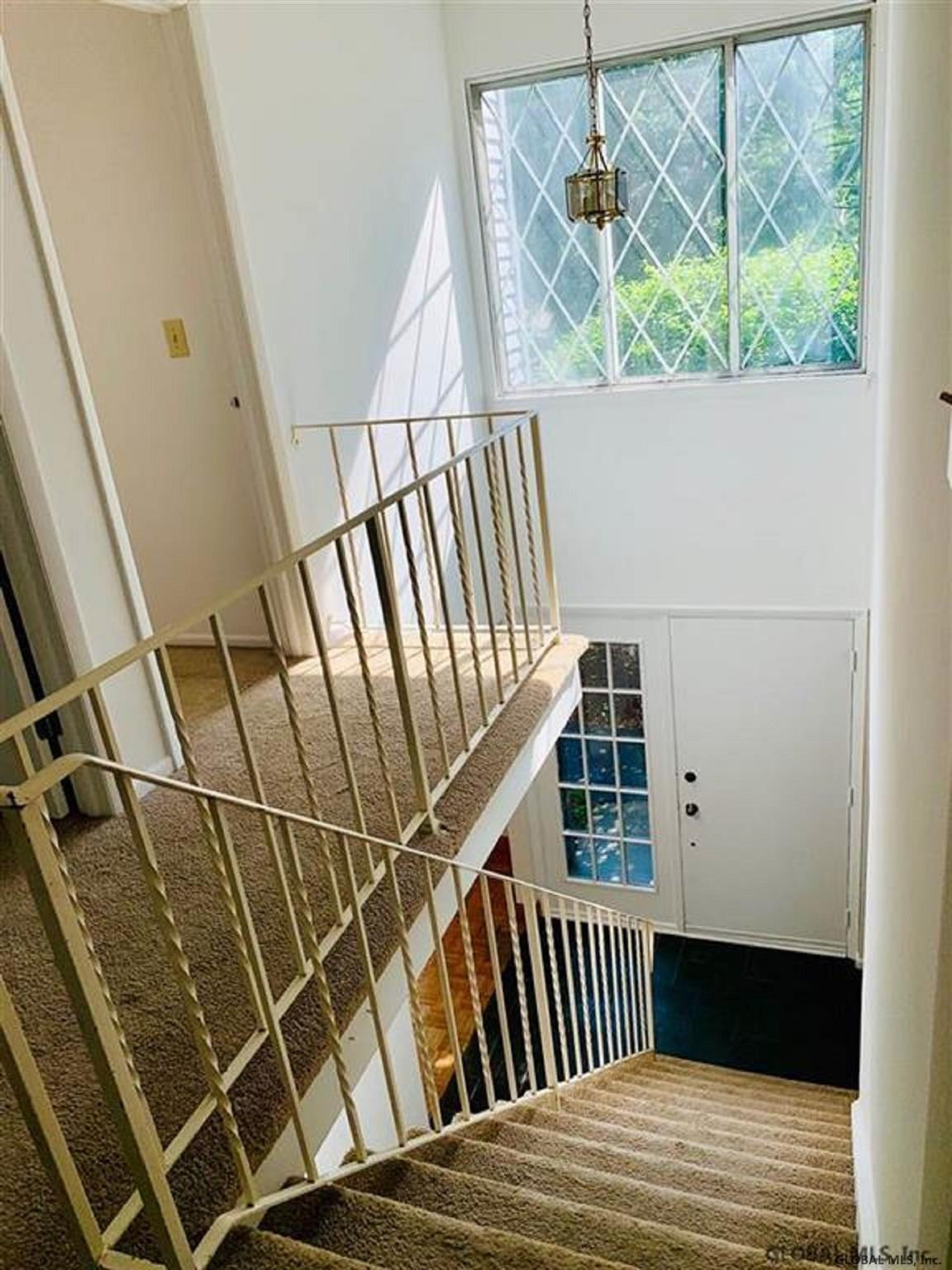 13 Oak Road Bethlehem, NY 12054 - Photo 11 of 21 Photo 11