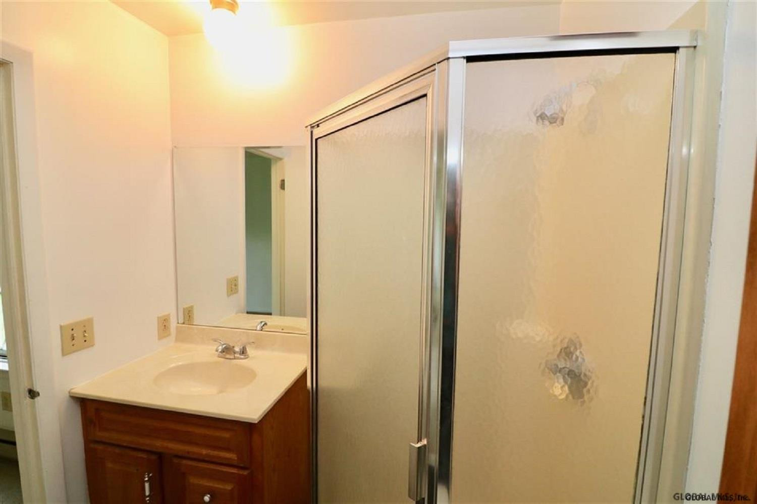 13 Oak Road Bethlehem, NY 12054 - Photo 16 of 21 Photo 16