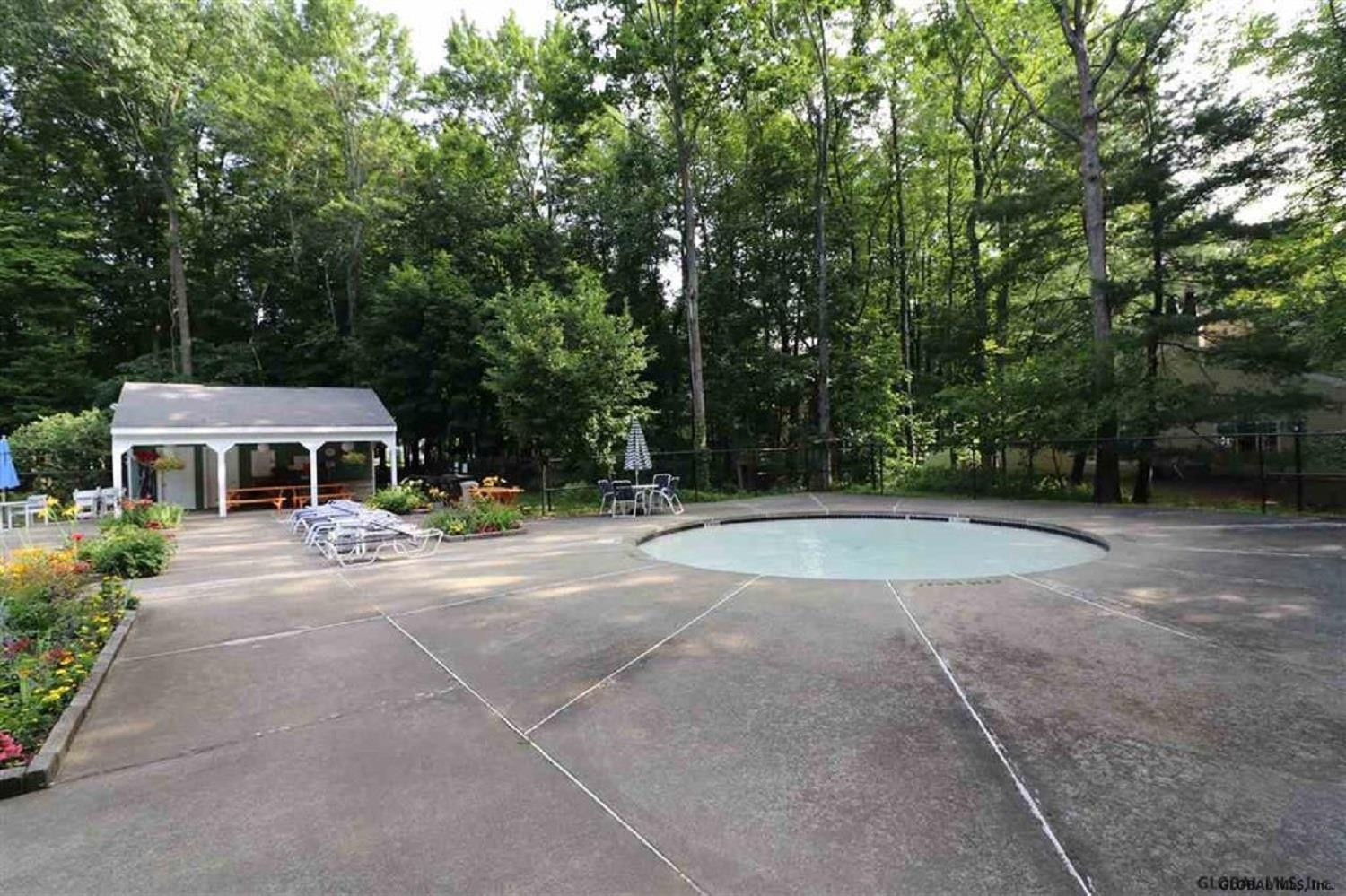 13 Oak Road Bethlehem, NY 12054 - Photo 19 of 21 Photo 19