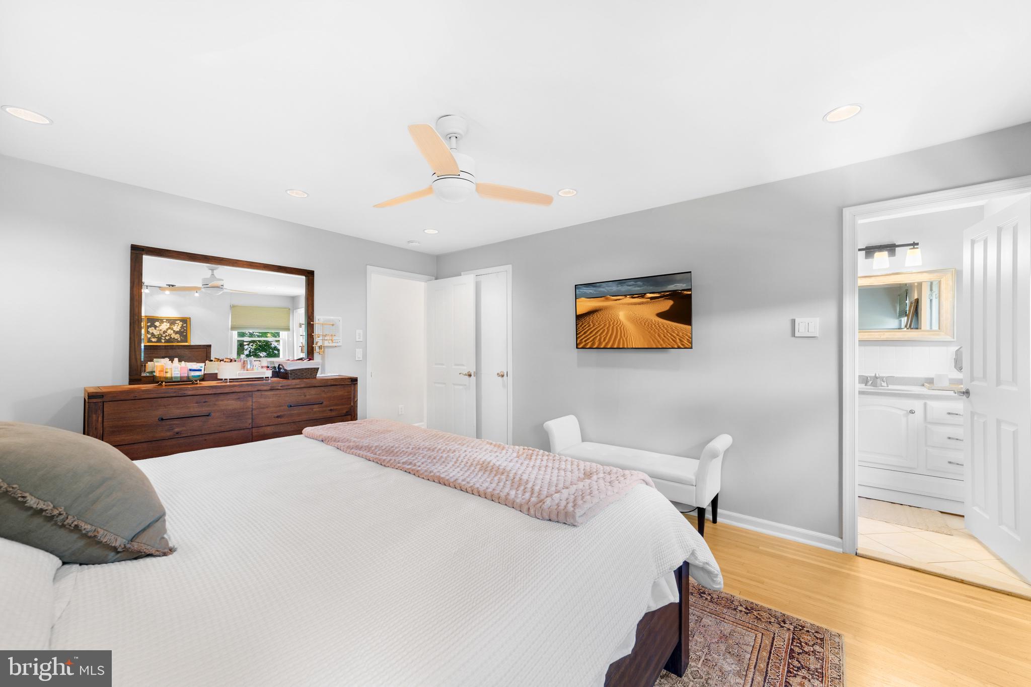 127 Sandringham Road Cherry Hill, NJ 08003 - Photo 21 of 36 Gallery Image 21