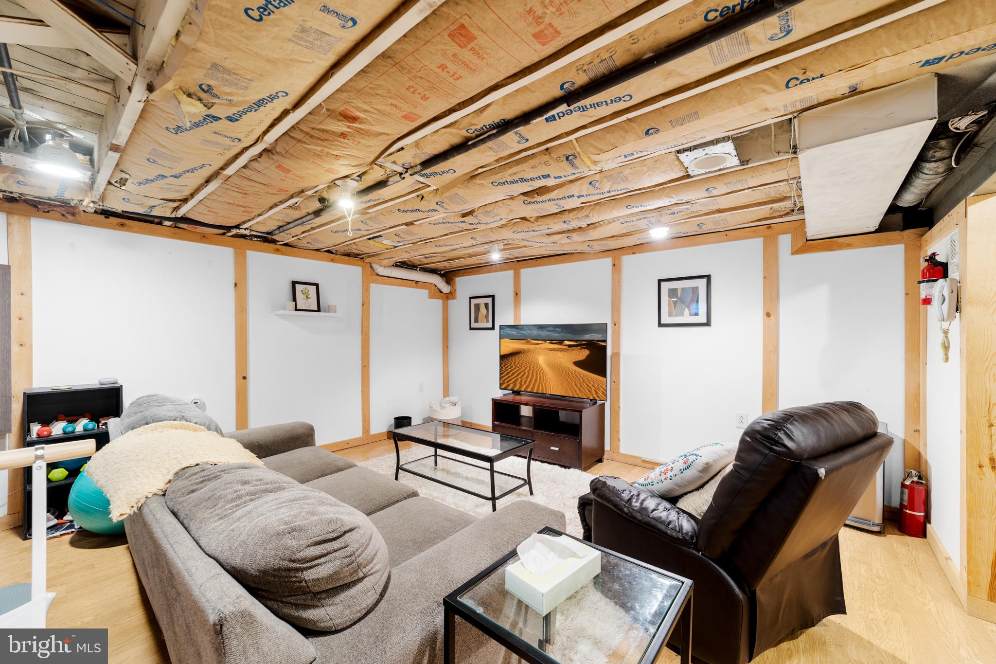 127 Sandringham Road Cherry Hill, NJ 08003 - Photo 28 of 36 Gallery Image 28
