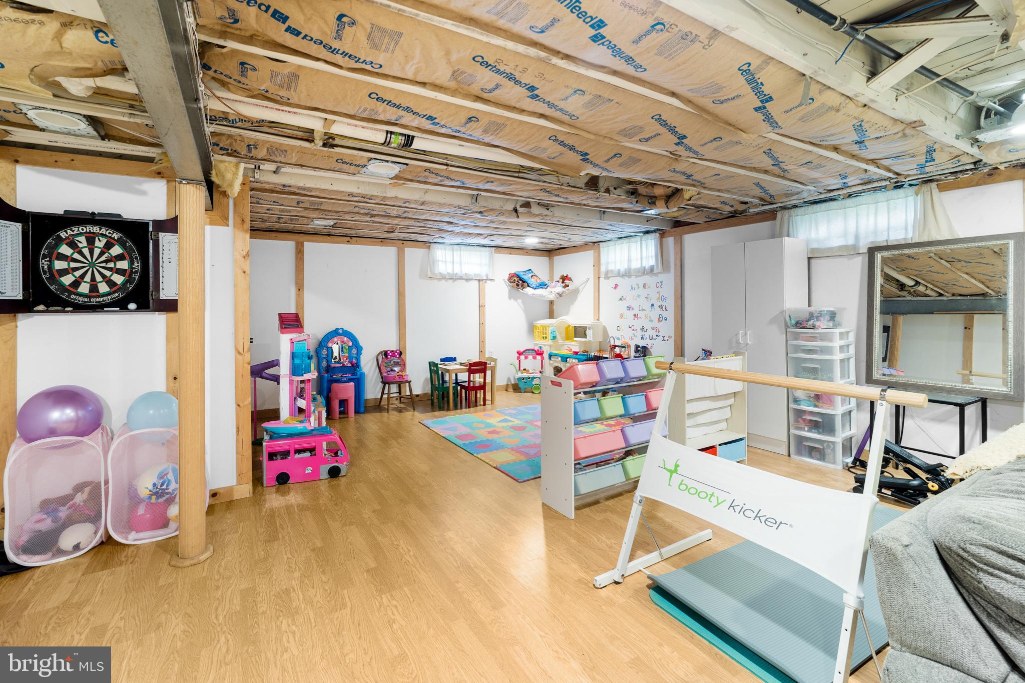 127 Sandringham Road Cherry Hill, NJ 08003 - Photo 29 of 36 Gallery Image 29
