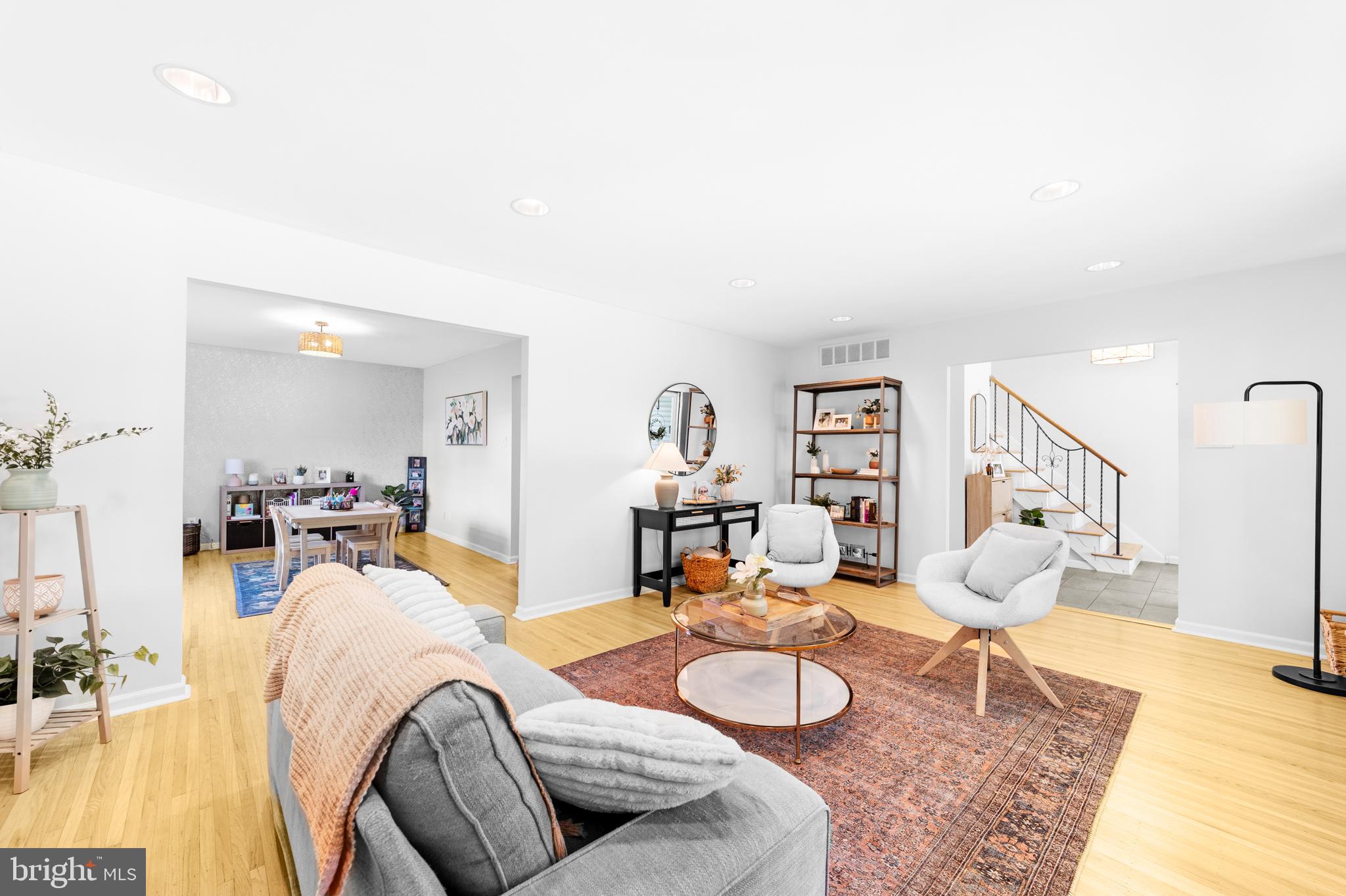 127 Sandringham Road Cherry Hill, NJ 08003 - Photo 8 of 36 Gallery Image 8