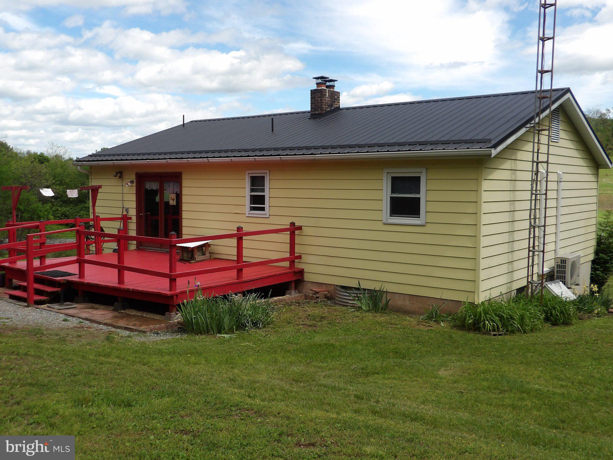 1045 Lockport Road Lewistown, PA 17044 - Photo 20 of 51 Charming yellow home with red deck.