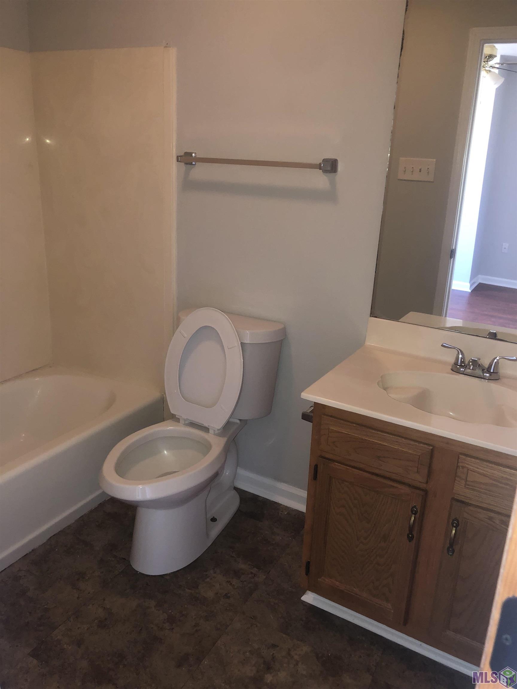 12856 Delores Drive Baton Rouge, LA 70814 - Photo 6 of 10