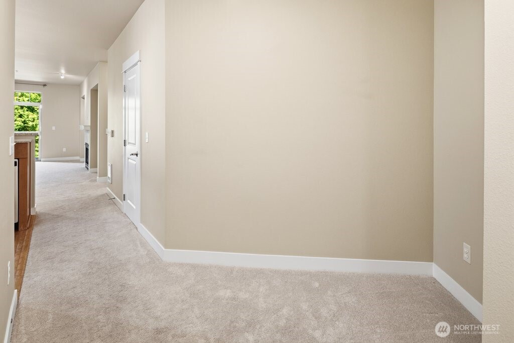 15730 116th Avenue Northeast, Unit 305 Bothell, WA 98011 - Photo 3 of 39
