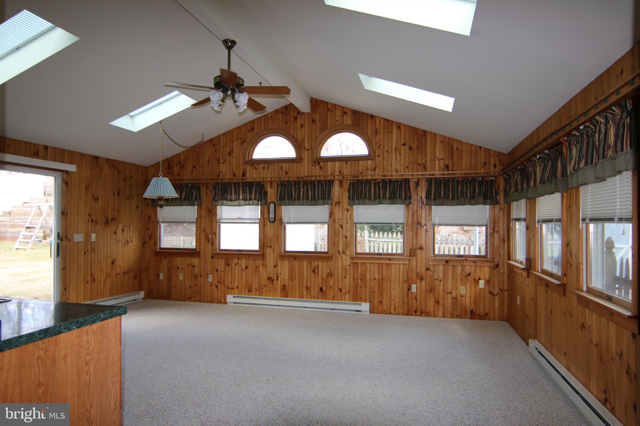624 Briarcliff Road Middletown, PA 17057 - Photo 4 of 28 Gallery Image 4
