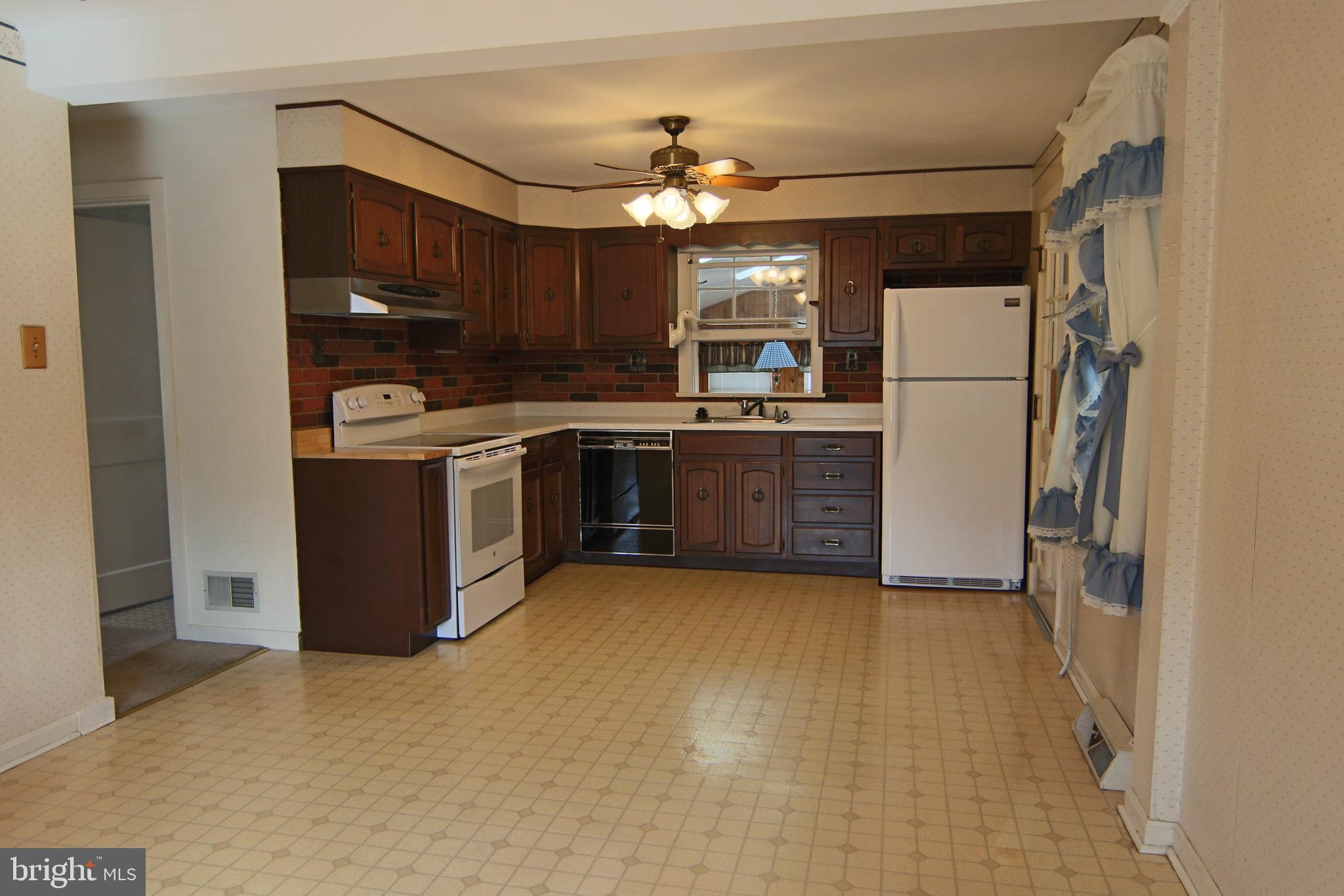 624 Briarcliff Road Middletown, PA 17057 - Photo 10 of 28 Gallery Image 10