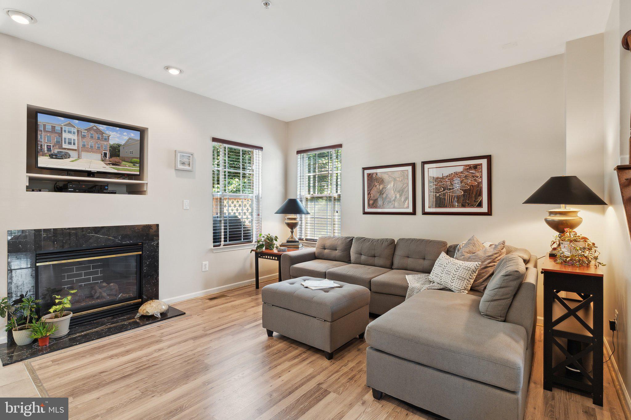 82 Two Rivers Drive Edgewater, MD 21037 - Photo 10 of 46 Another amazing space on the main level