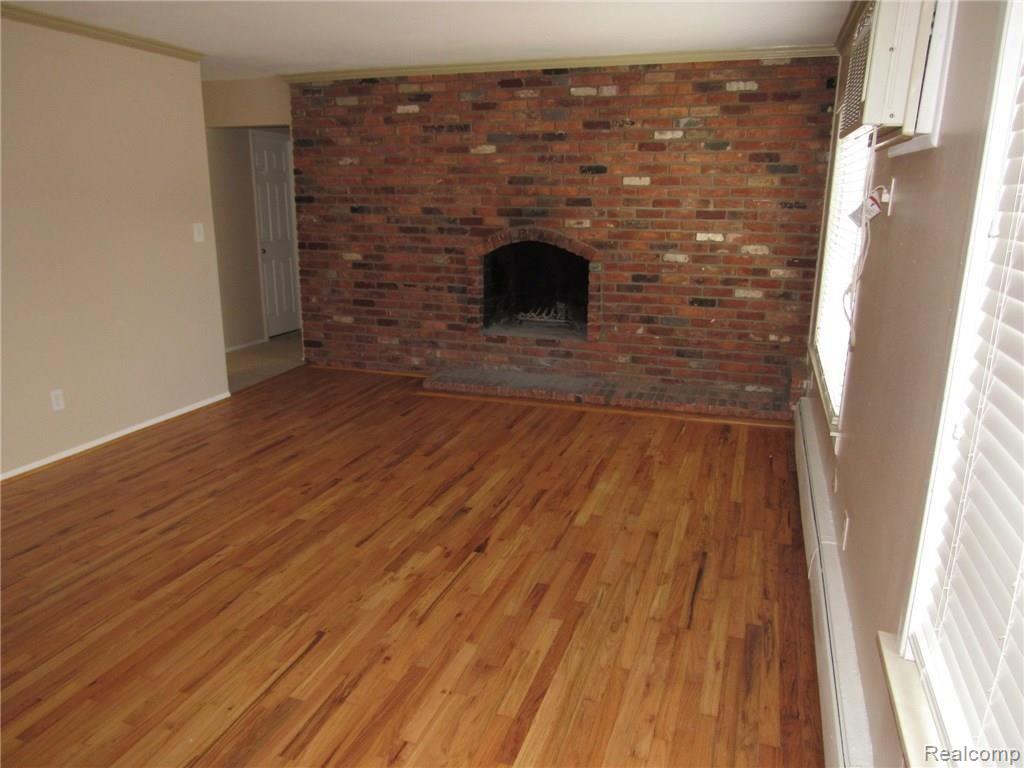 763 West Maple Road, Unit 60 Clawson, MI 48017 - Photo 35 of 39 763 W MAPLE CLAWSON (78).JPG