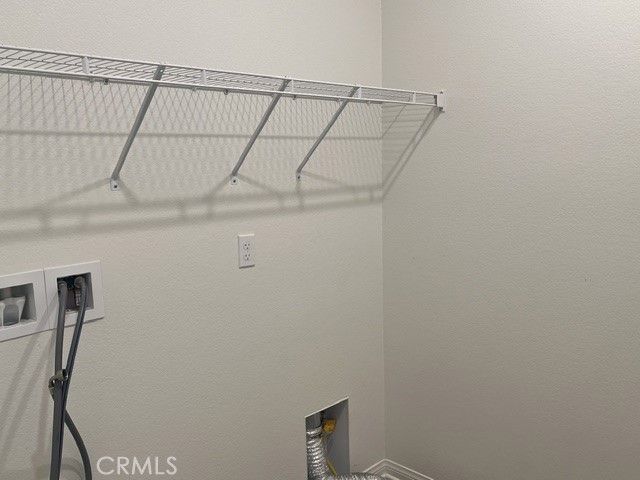7561 Baerss Road Riverside, CA 92507 - Photo 23 of 24 INSIDE LAUNDRY