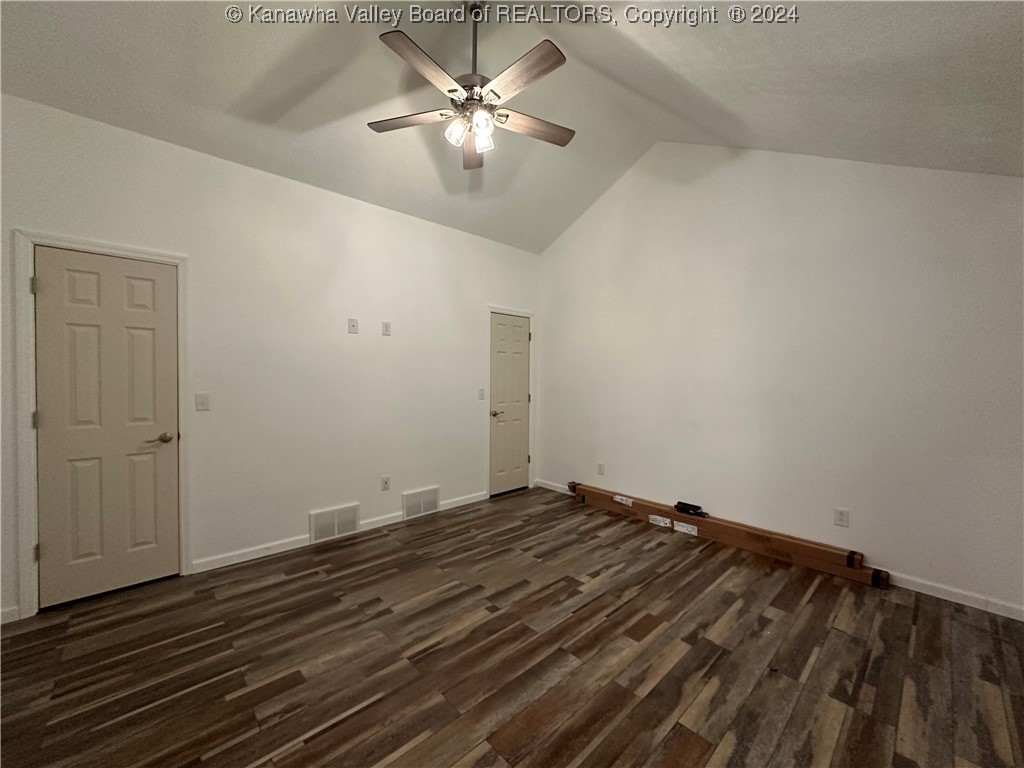 2135 North Grapevine Road Charleston, WV 25320 - Photo 11 of 18 Gallery Image 11