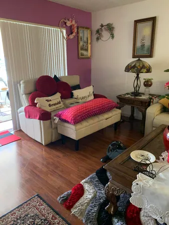 $1,800 | 7887 Golf Cir Drive, Unit 212, Margate, FL 33063