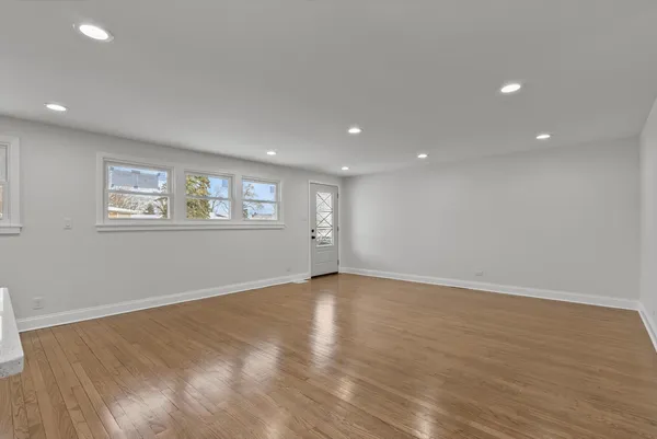 $279,000 | 3735 169th Street, Country Club Hills, IL 60478