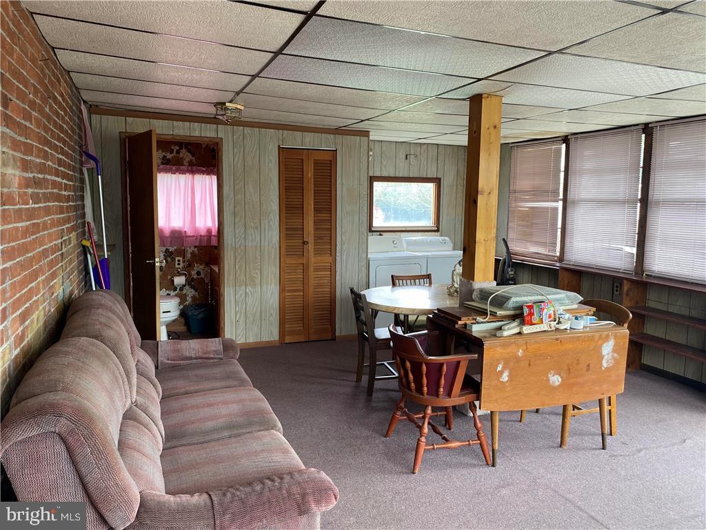 522 East Main Street Kutztown, PA 19530 - Photo 4 of 23 Sunroom with 1/2 bath