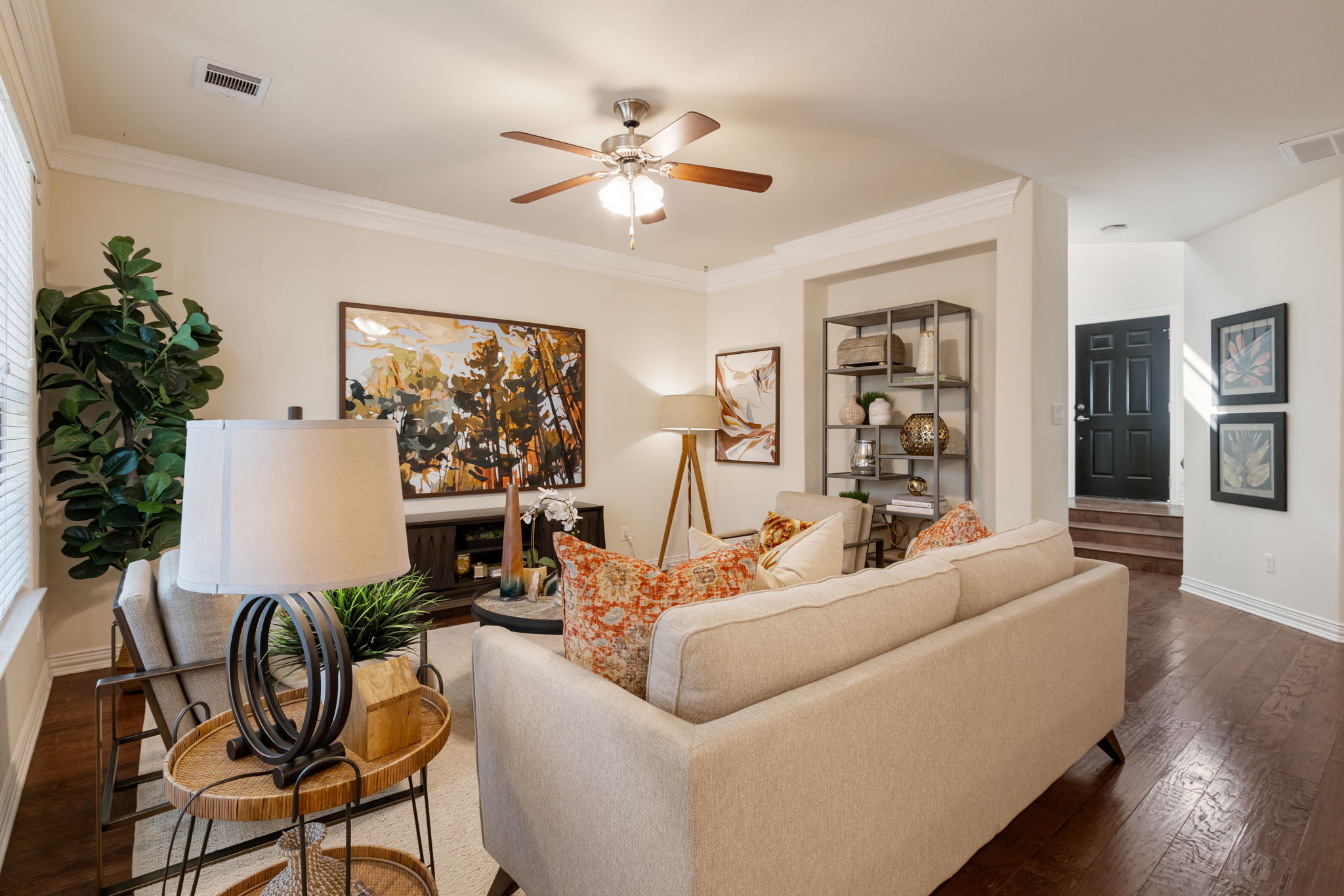 6715 Windrift Way, Unit 20 Austin, TX 78745 - Photo 10 of 38 Living Room