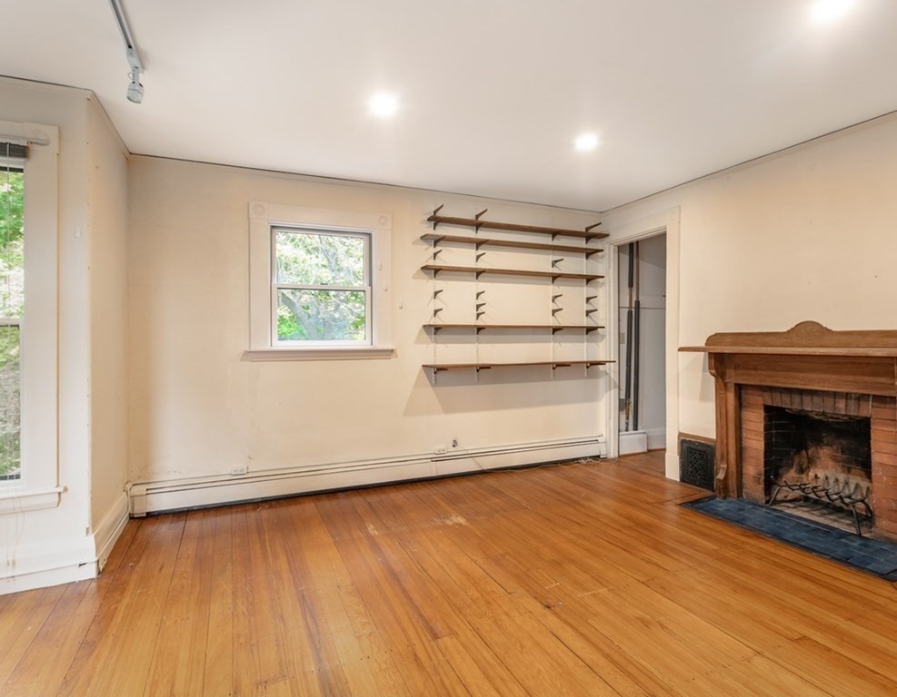 14 Stratham Road Lexington, MA 02421 - Photo 22 of 30 Gallery Image 22