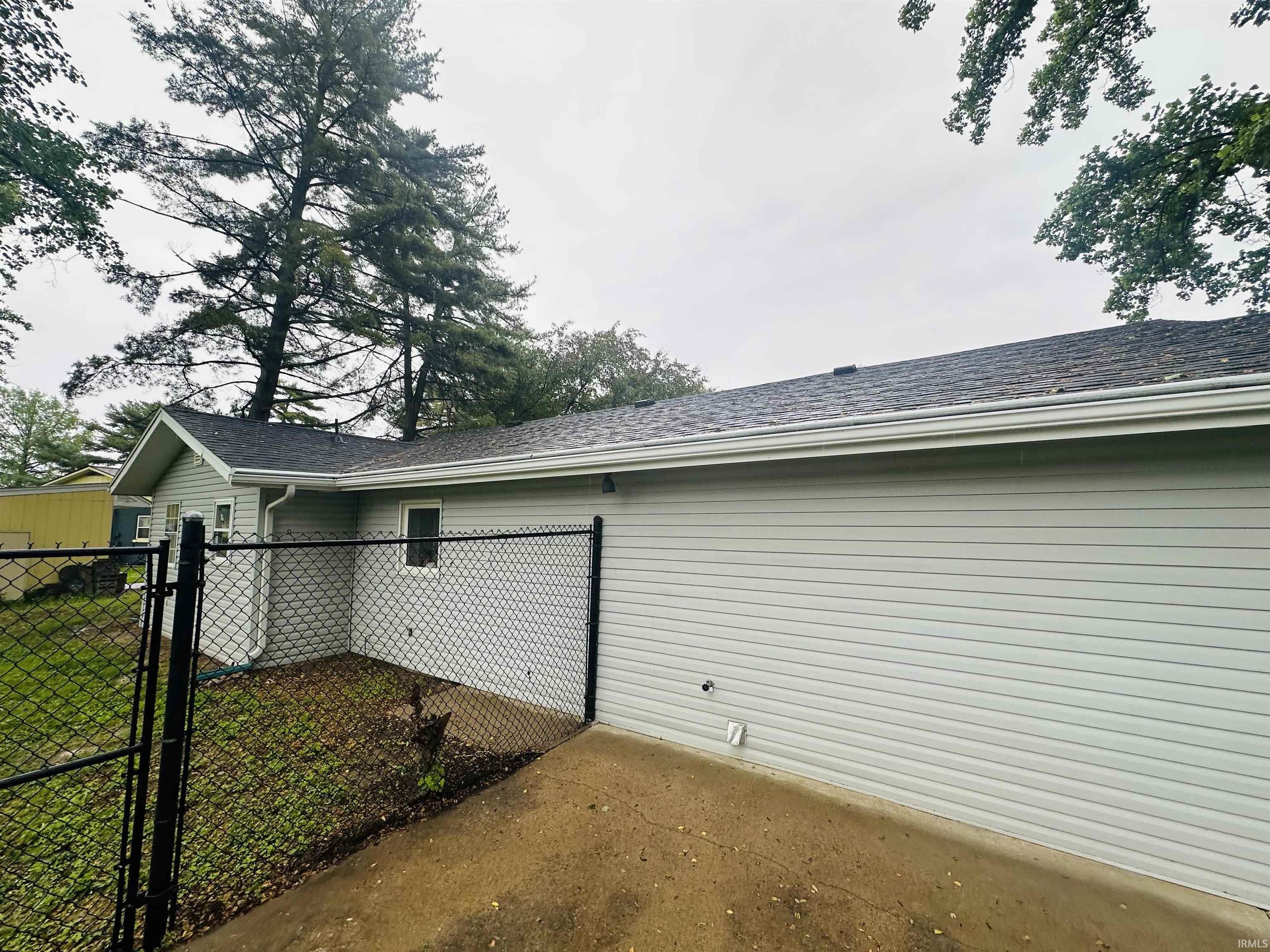 610 Pine Tree Drive Mount Vernon, IN 47620 - Photo 28 of 36