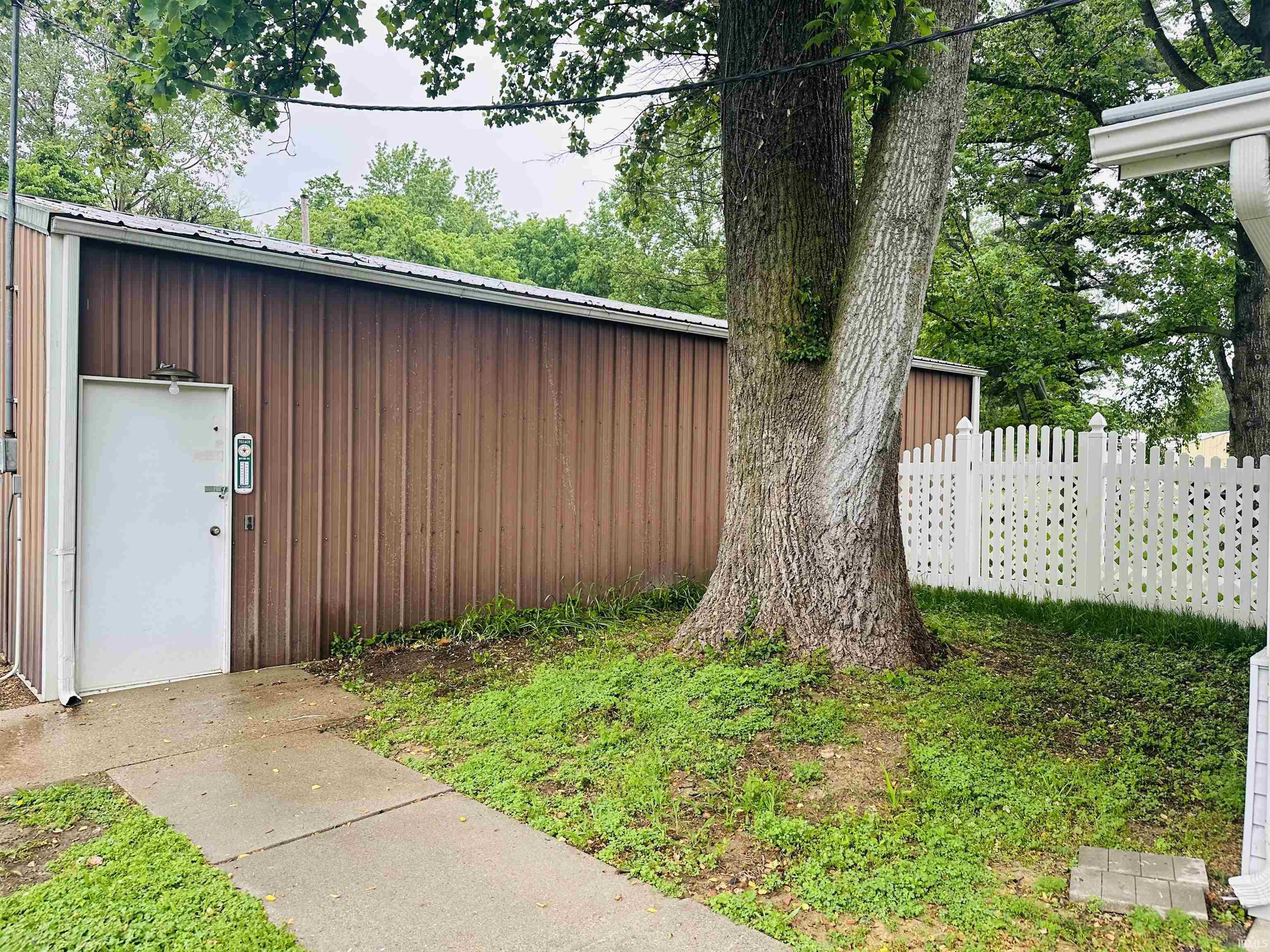 610 Pine Tree Drive Mount Vernon, IN 47620 - Photo 31 of 36