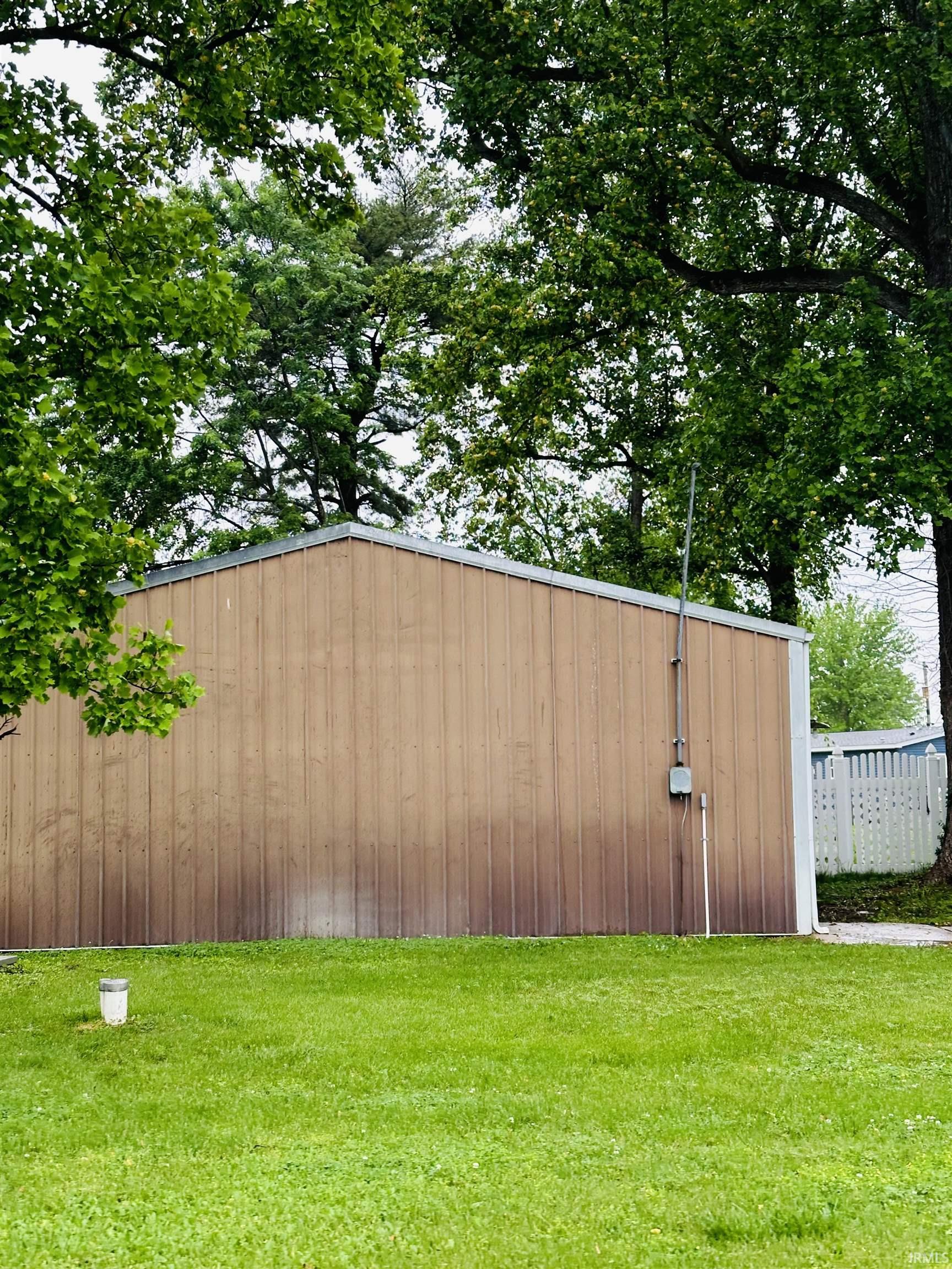 610 Pine Tree Drive Mount Vernon, IN 47620 - Photo 33 of 36