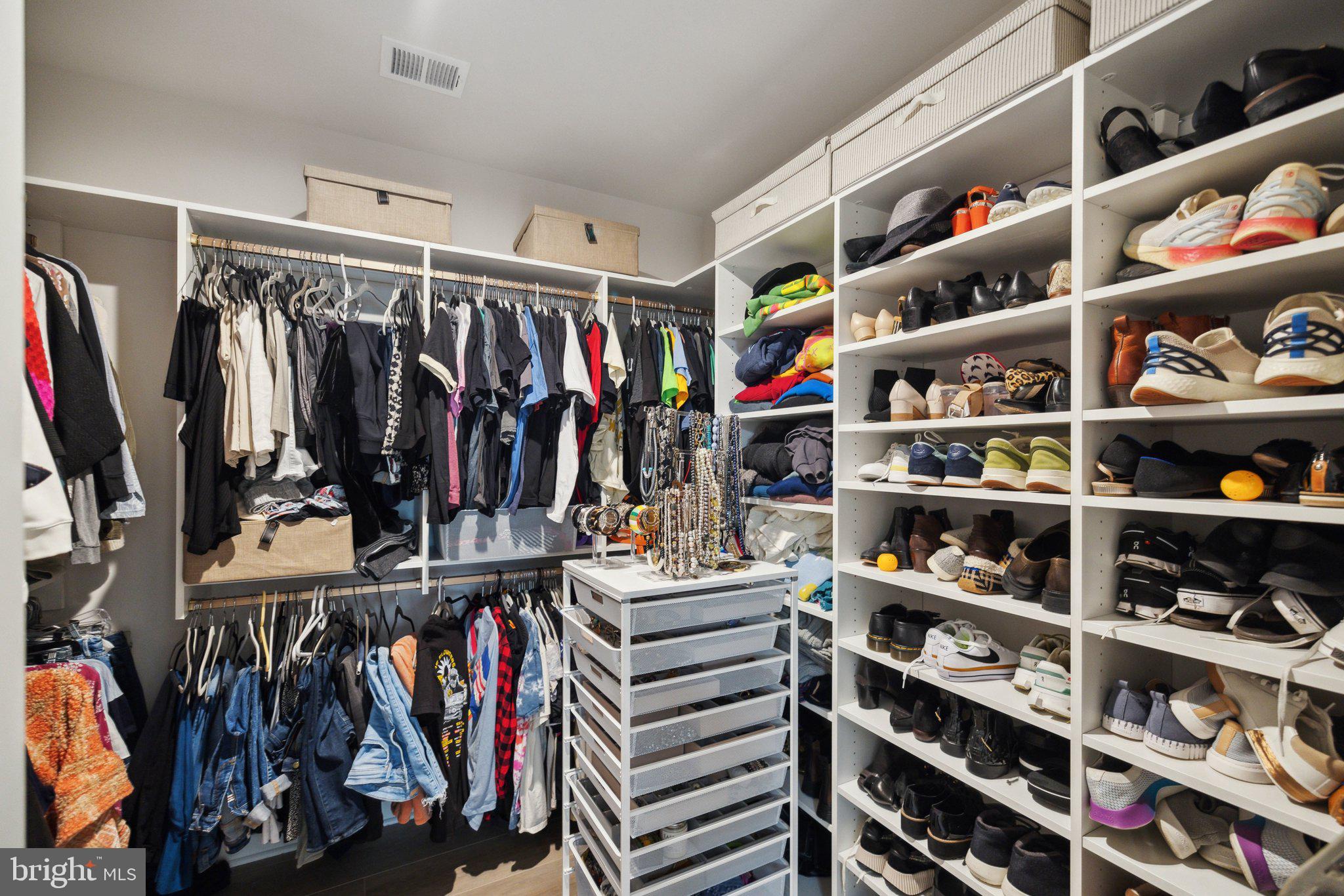 1675 Bandit Loop, Unit 305B Reston, VA 20190 - Photo 26 of 34