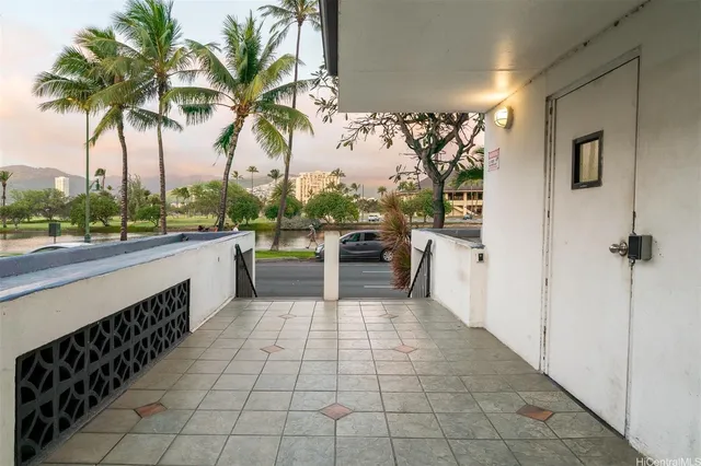 $377,000 | 2509 Ala Wai Boulevard, Unit 301, Honolulu, HI 96815